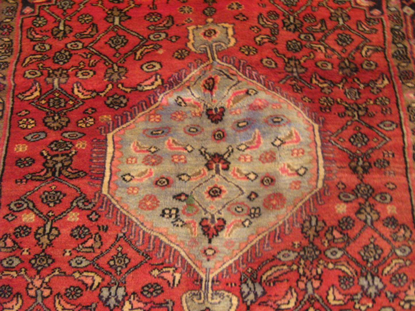 3' 9" x 5' 3" Persian Bijar Rug - Image 4