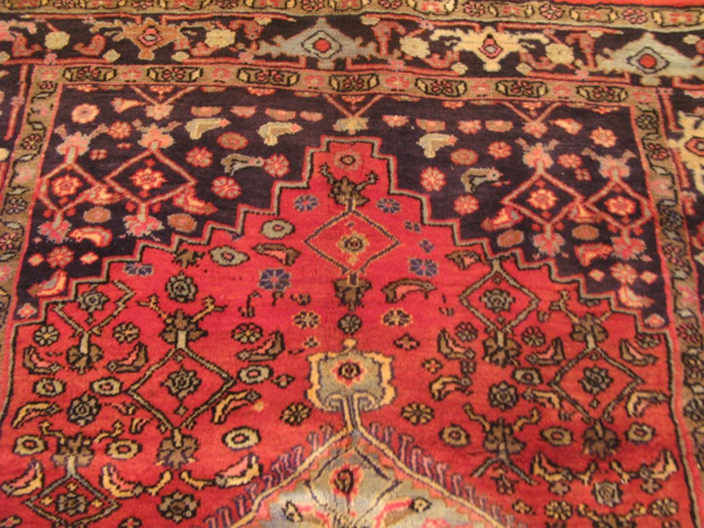 3' 9" x 5' 3" Persian Bijar Rug - Image 7