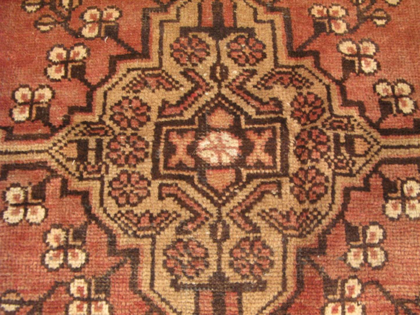4' 0" x 6' 9" Persian Ferdos Rug - Image 8