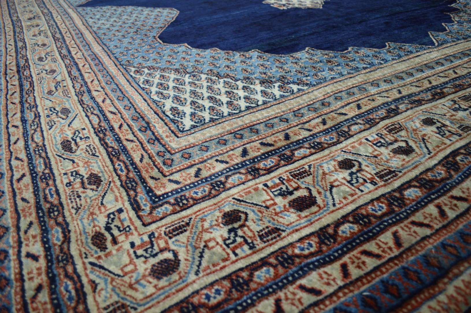 7' 3" x 10' 3" Persian Arak Rug - Image 9