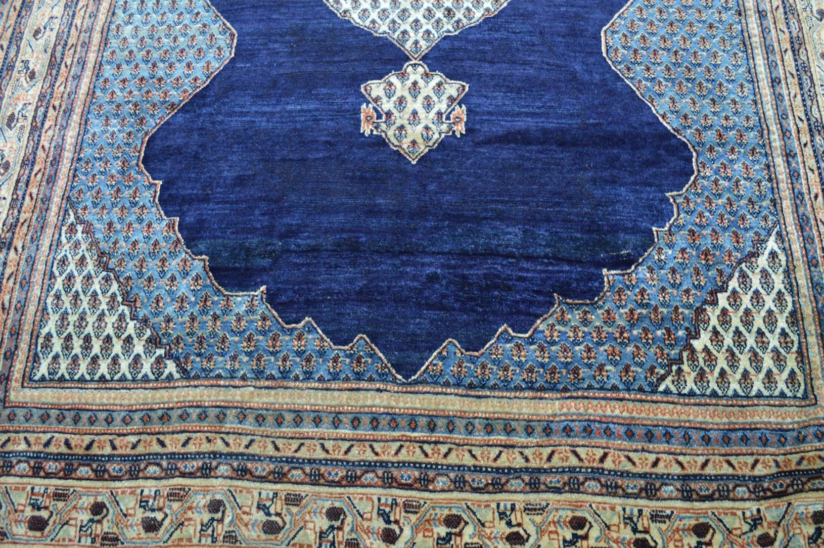 7' 3" x 10' 3" Persian Arak Rug - Image 4