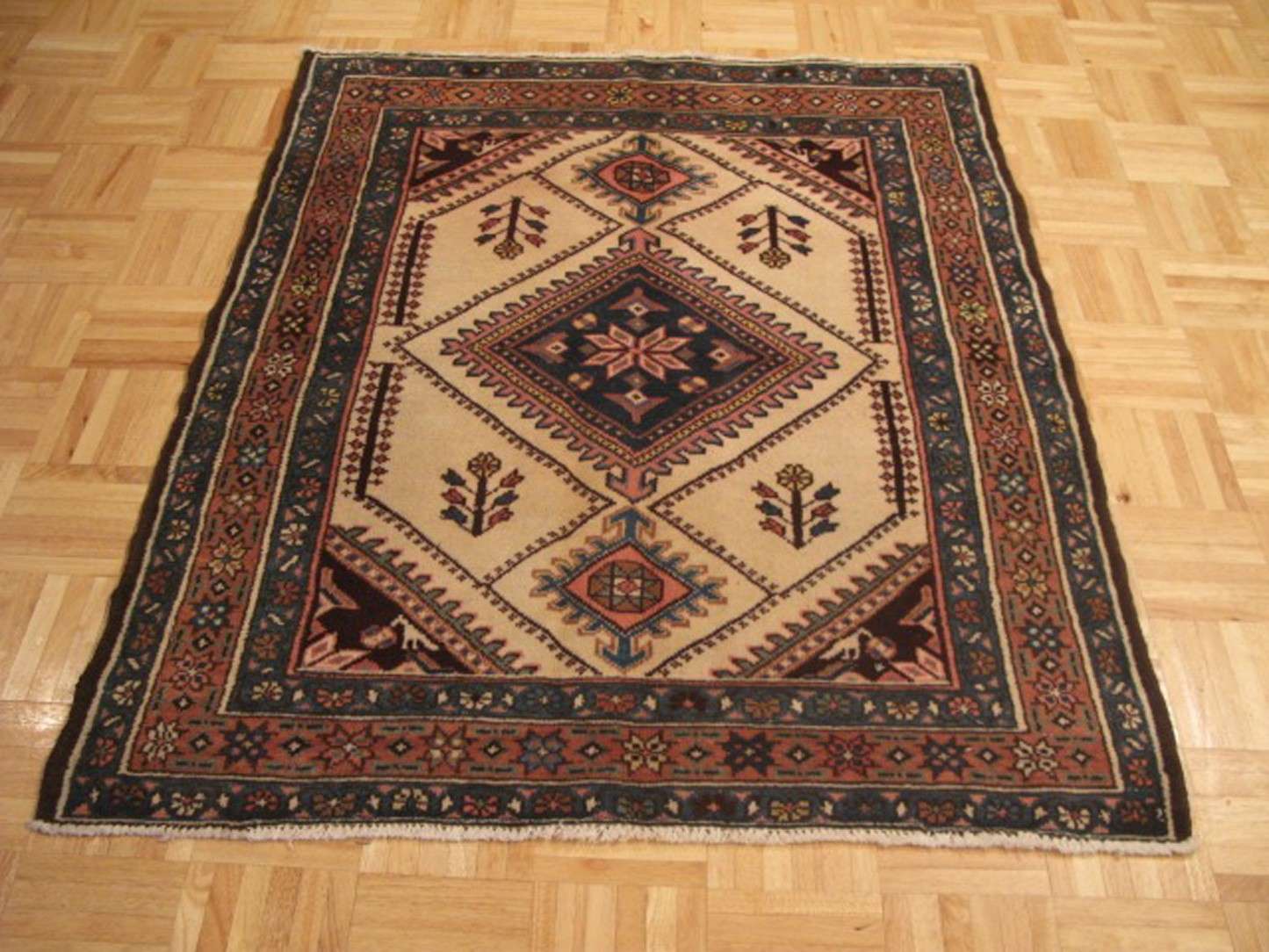 3' 6" x 4' 1" Persian Lori Rug - Image 2