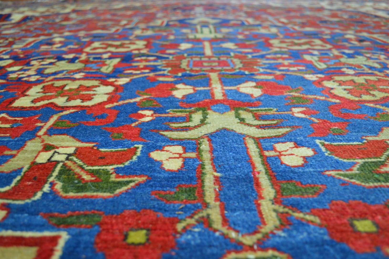 9' 1" x 11' 9" Persian Heriz Rug - Image 10