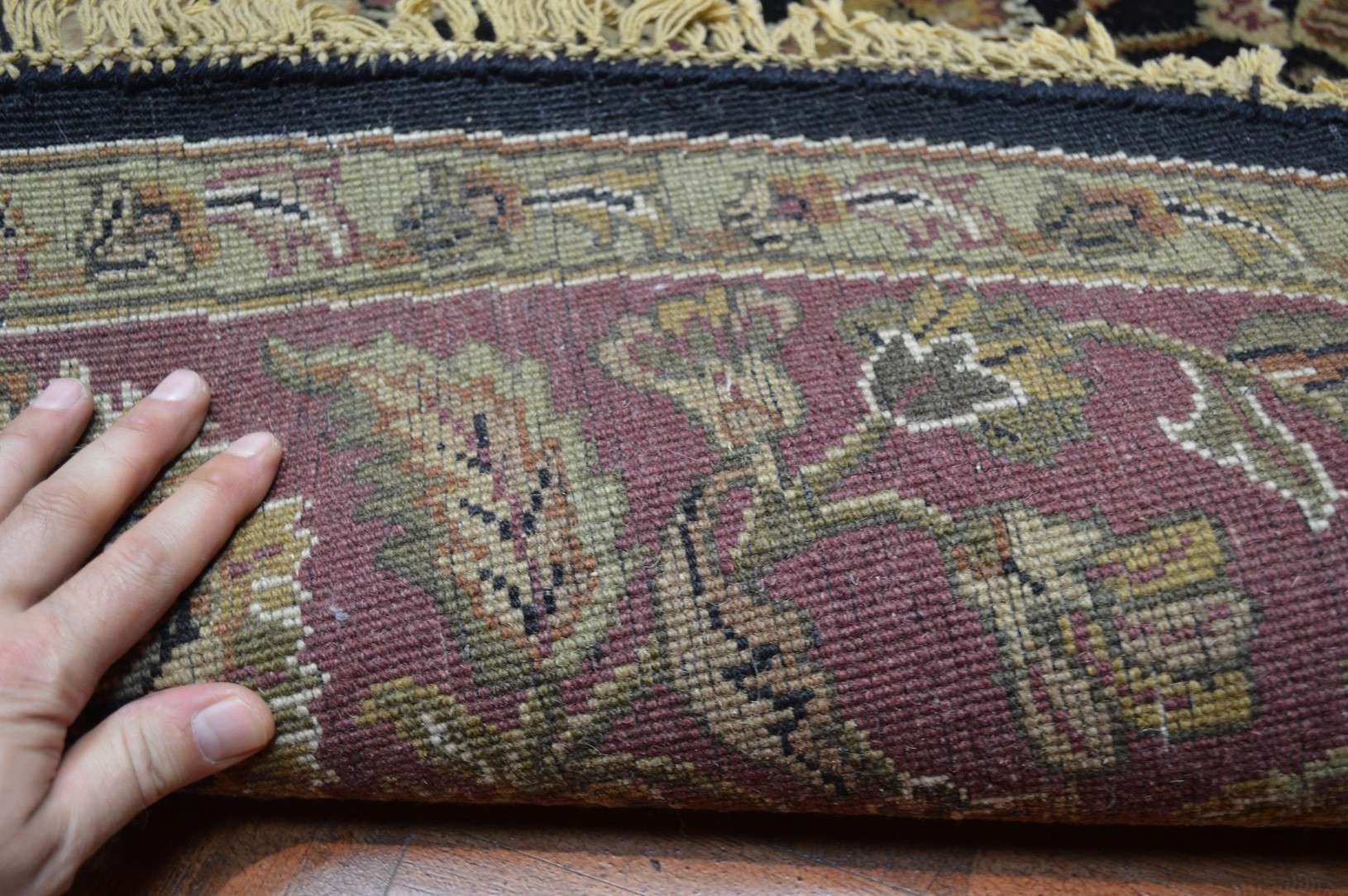 8' 4" x 8' 4" India Agra Round Rug - Image 13