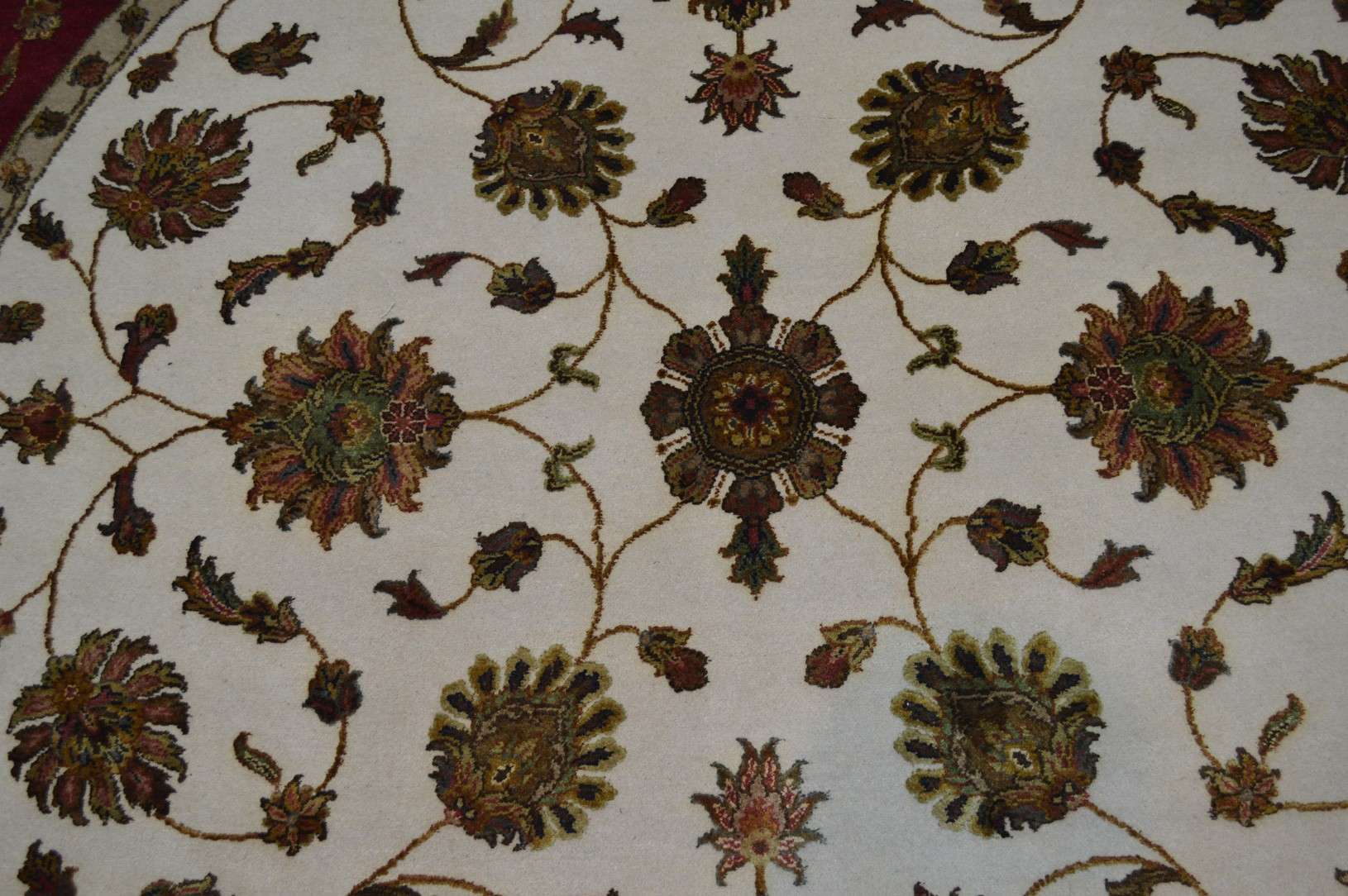 8' 4" x 8' 4" India Tebriz Round Rug - Image 12