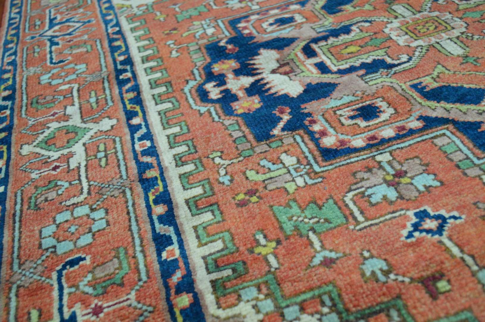 3' 8" x 6' 0" India Serapi Rug - Image 8