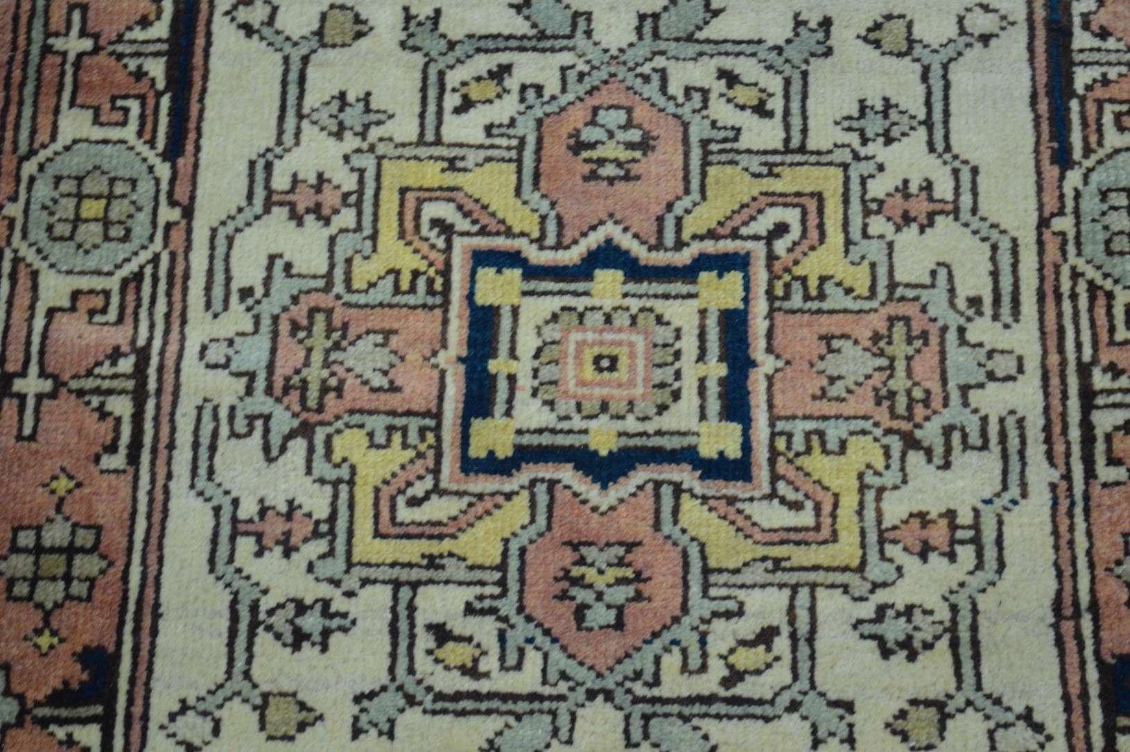 2' 5" x 8' 2" India Serapi Rug - Image 8