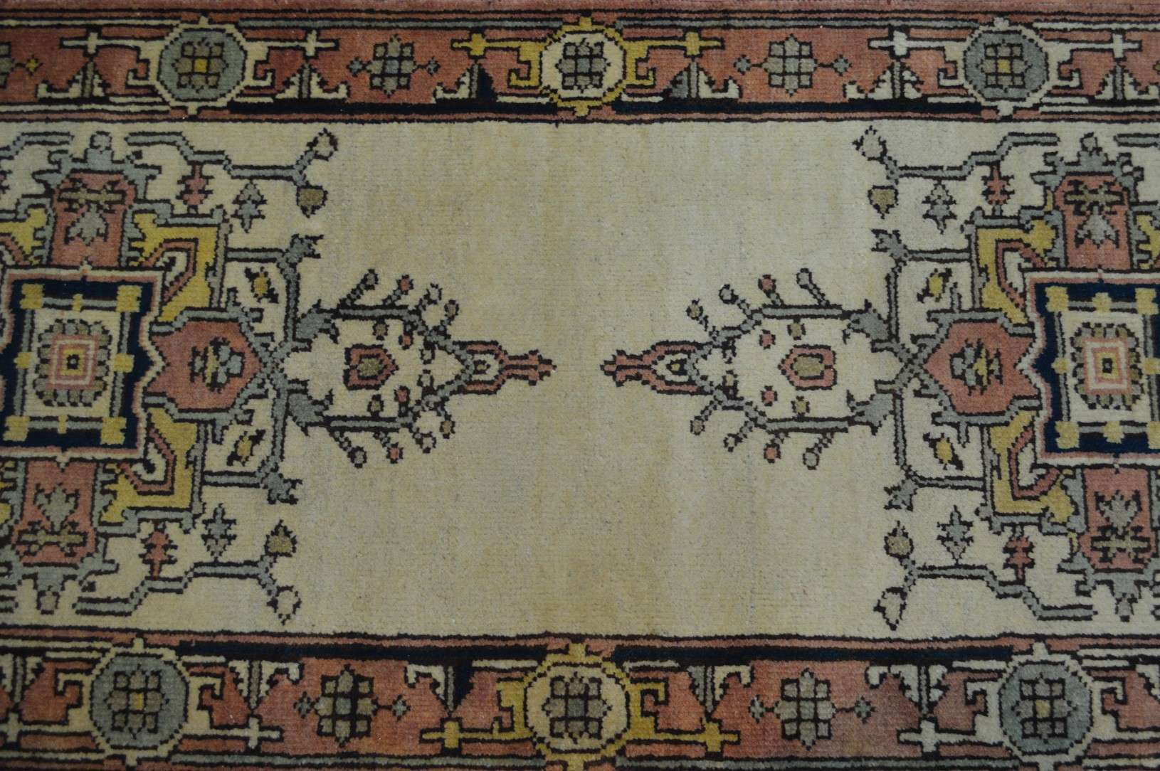 2' 5" x 8' 2" India Serapi Rug - Image 3