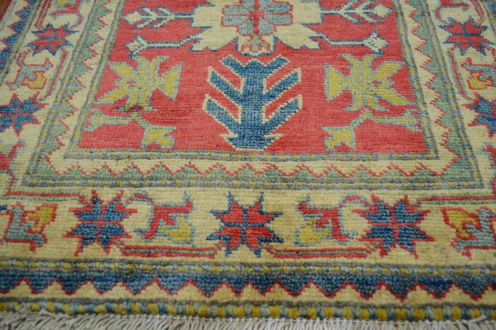 2' 3" x 3' 3" Pakistan Kazak Rug - Image 7