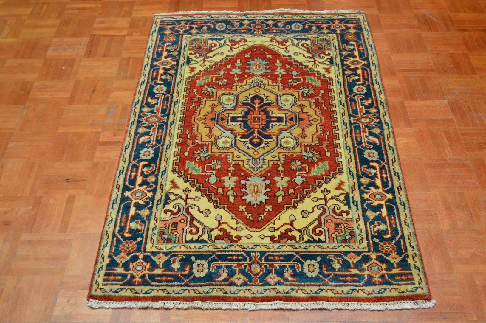 3' 0" x 4' 9" India Serapi Rug - Image 7