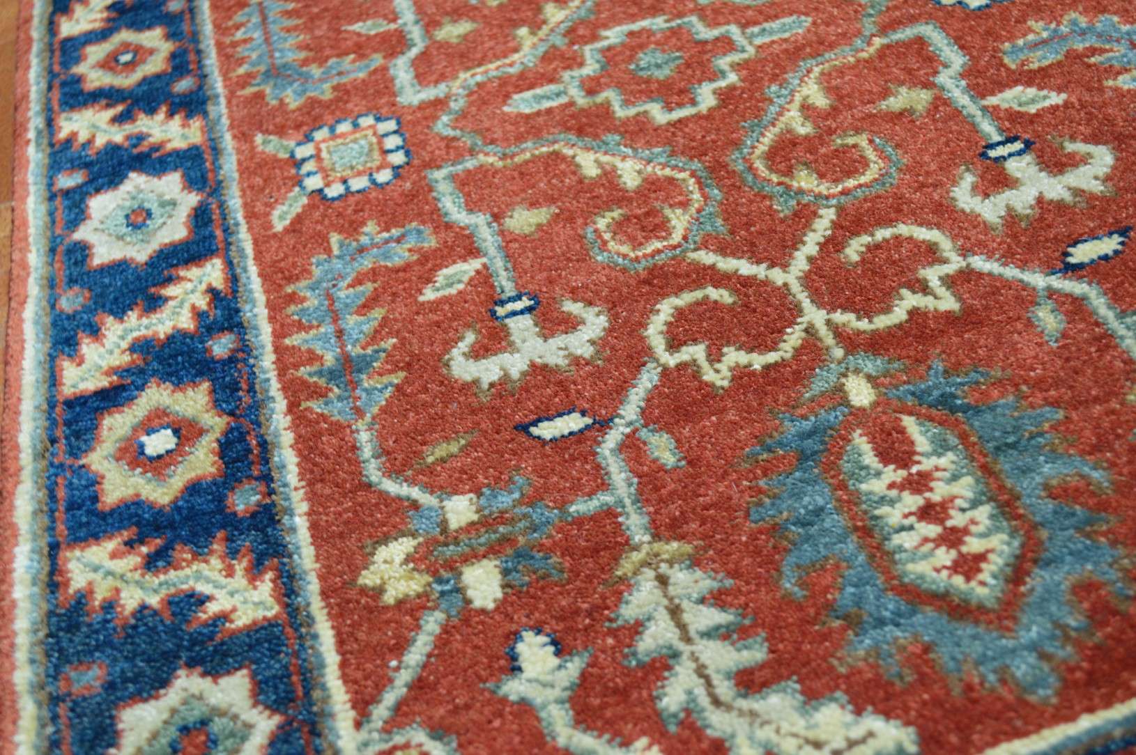 2' 0" x 3' 0" India Serapi Rug - Image 9