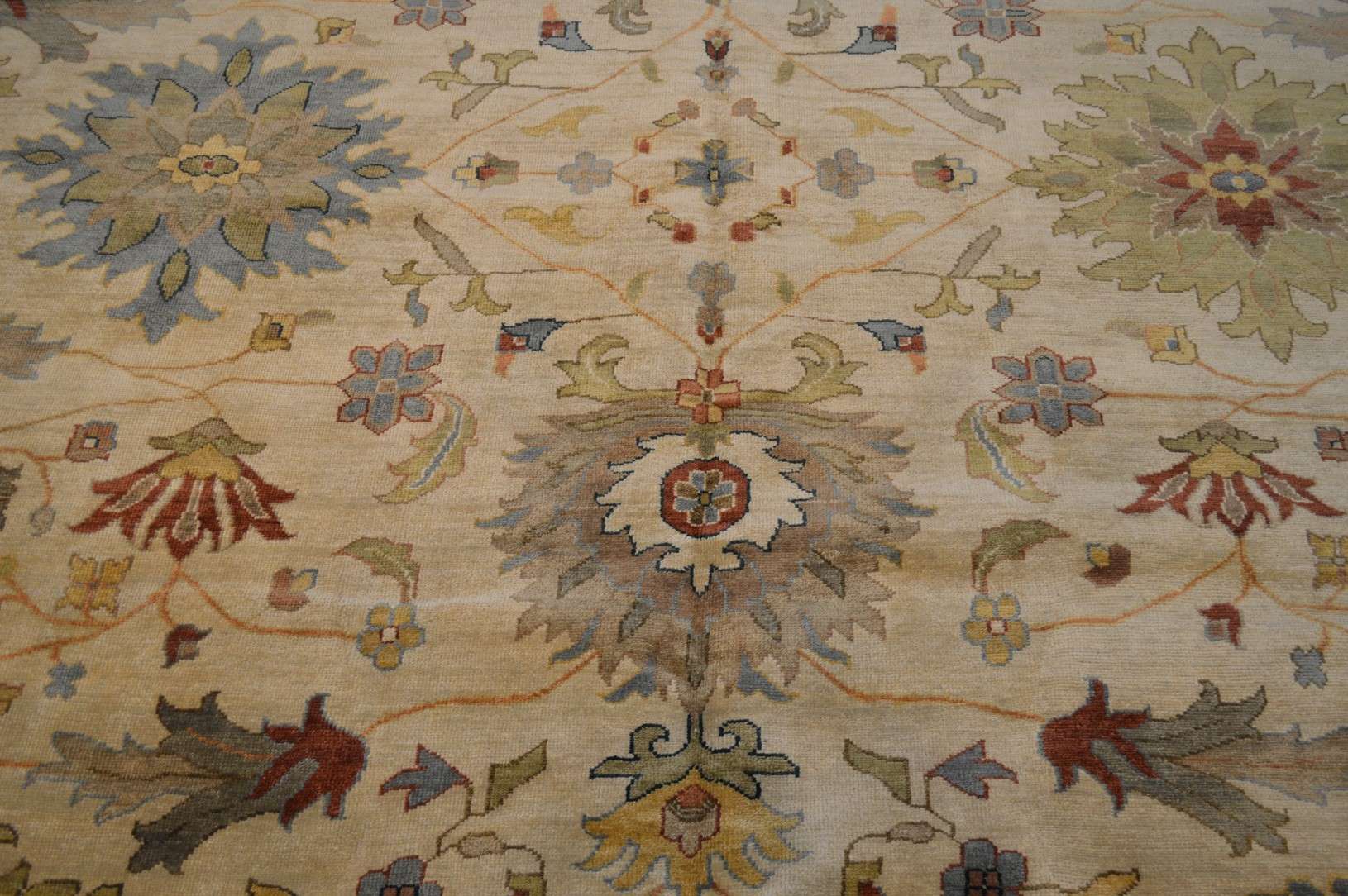 12' 3" x 14' 6" India Mahal Rug - Image 12