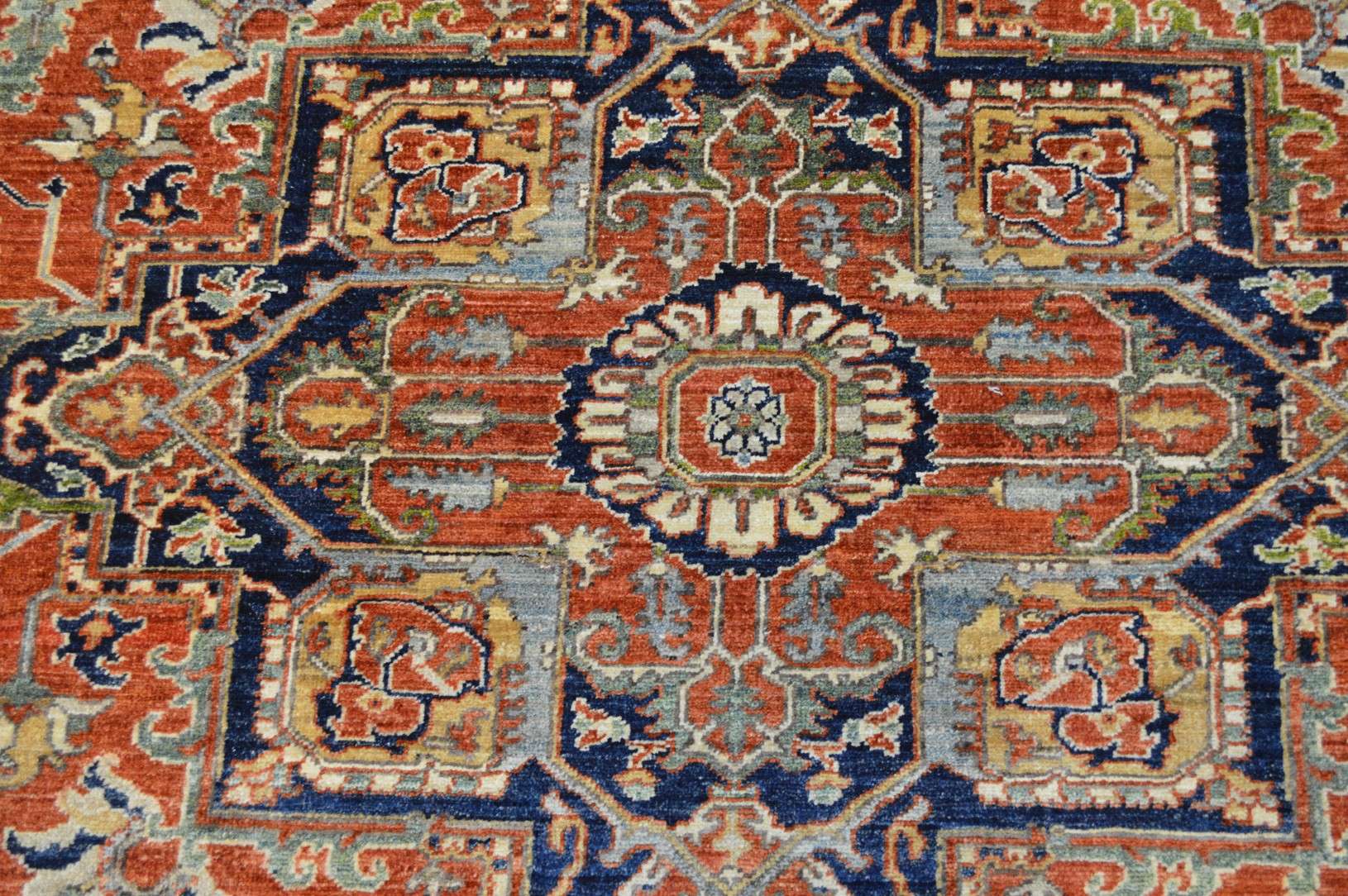 8' 3" x 9' 8" Pakistan Serapi Rug - Image 6