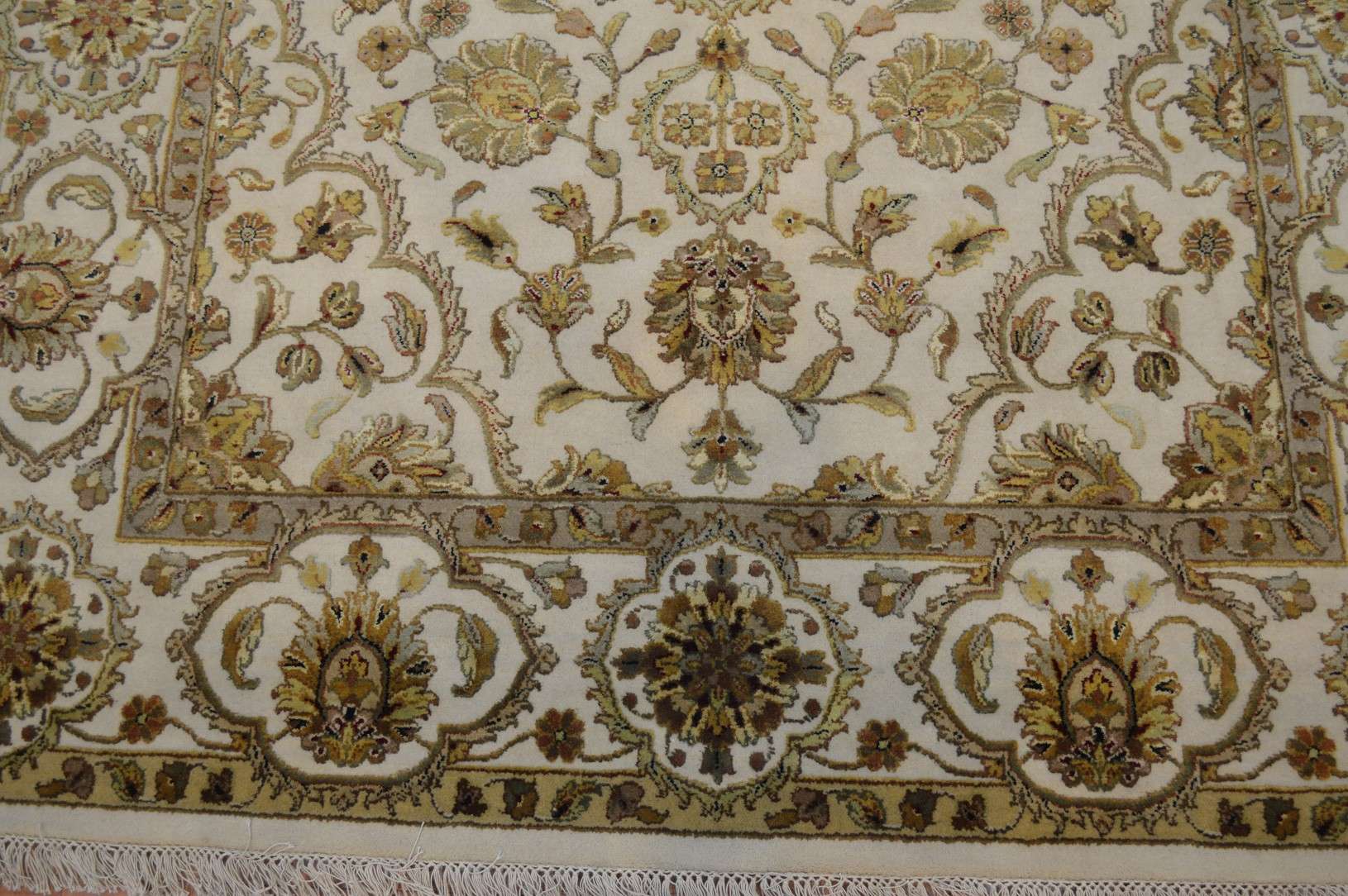 5' 5" x 8' 0" India Jaipour Rug - Image 7