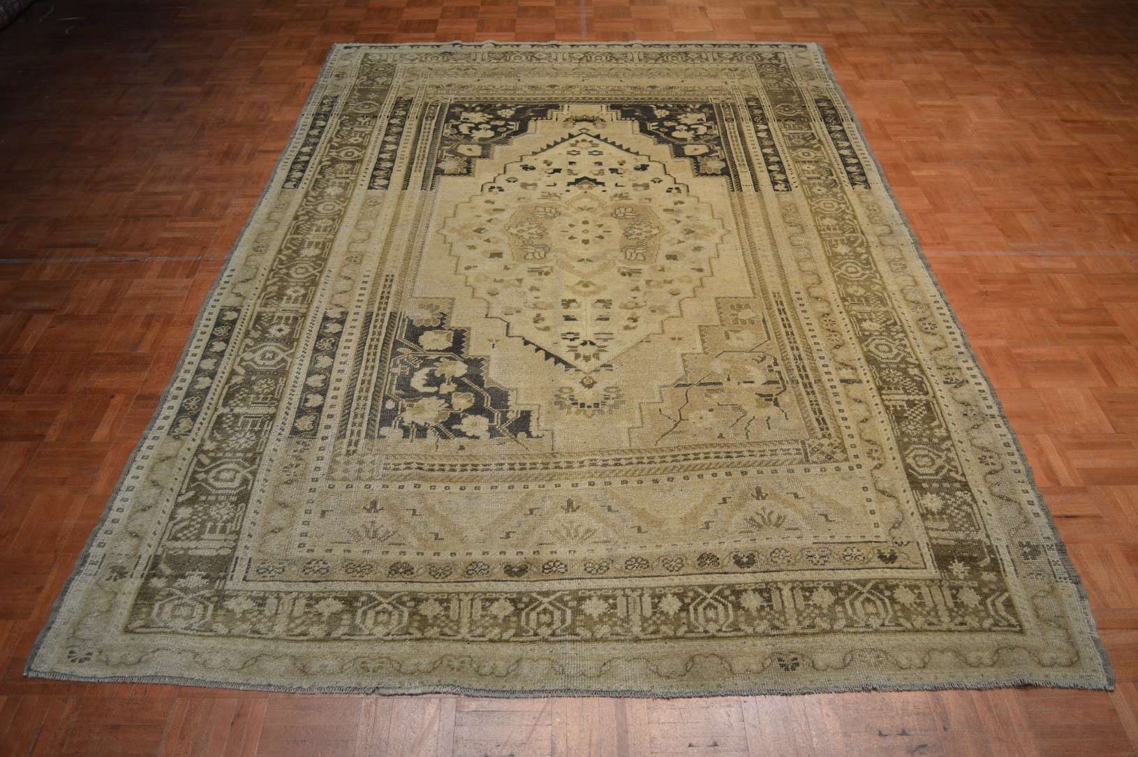 6' 0" x 9' 1" Turkish Oushak Rug - Image 2