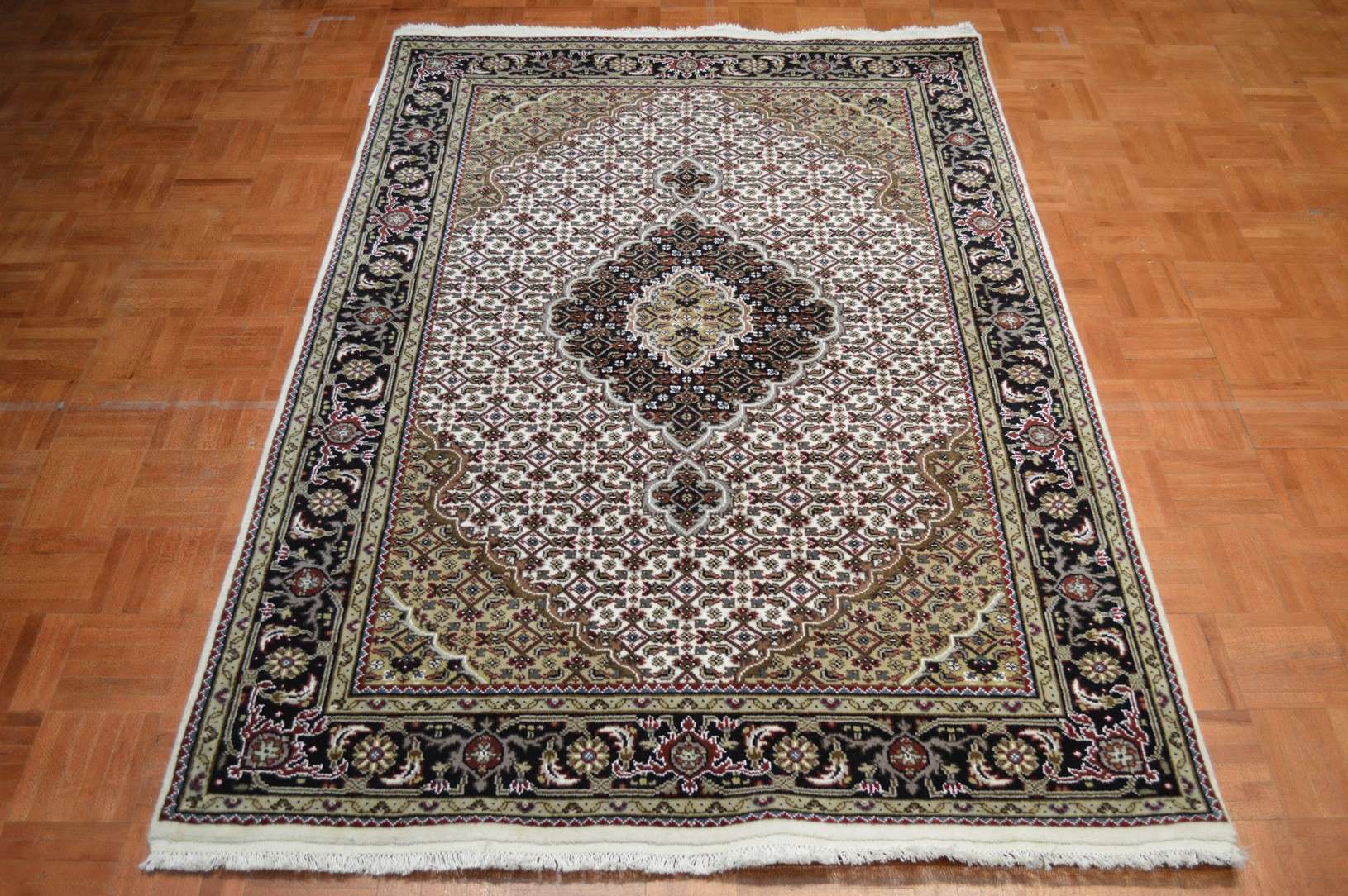4' 3" x 6' 2" India Bijar Rug - Image 2