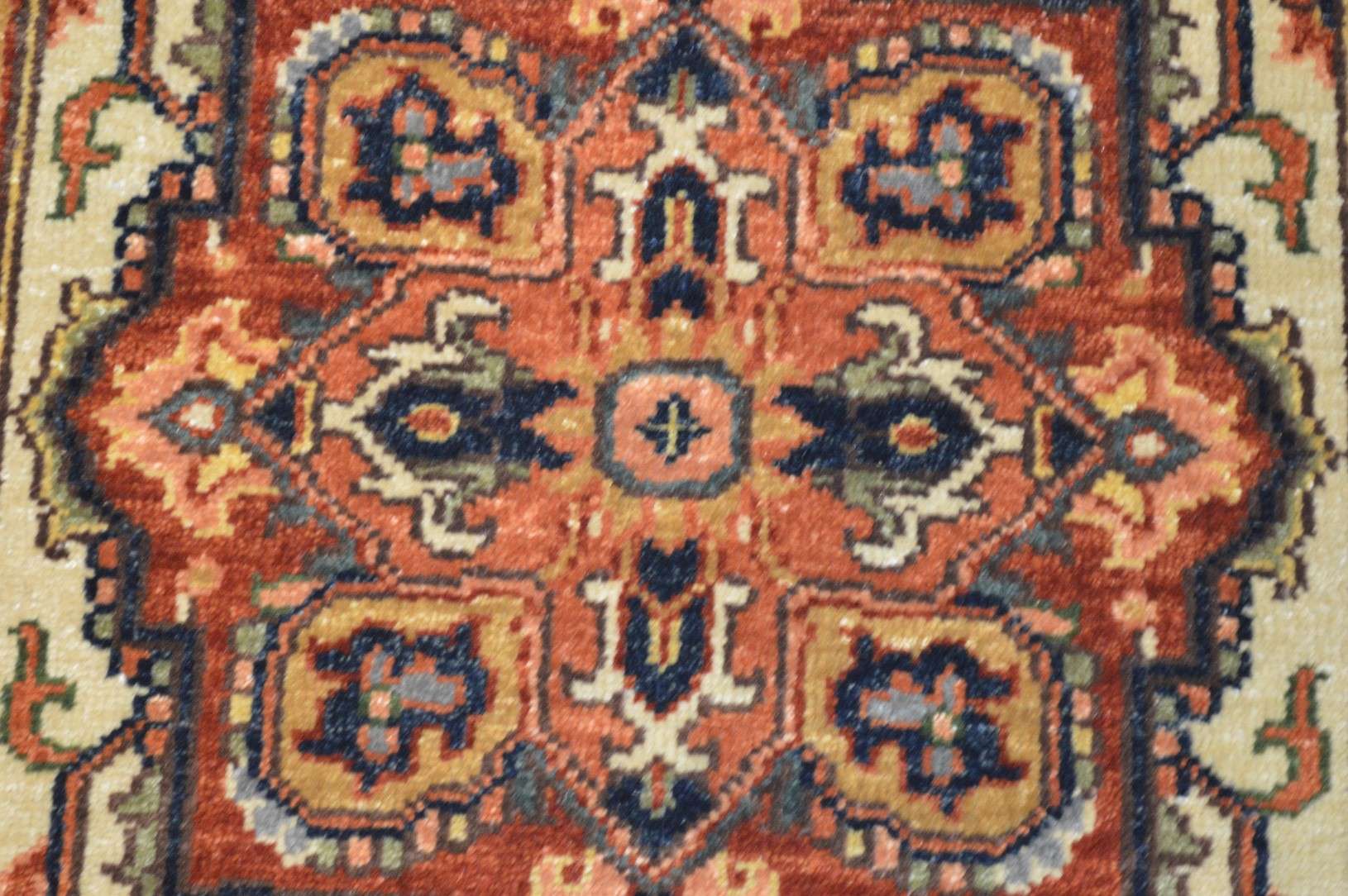 2' 6" x 9' 8" India Serapi Runner - Image 9