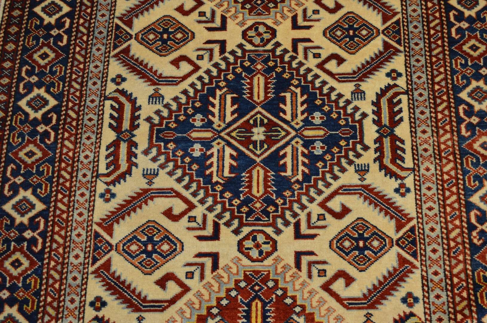 3' 8" x 5' 8" Pakistan Shirvan Rug - Image 8