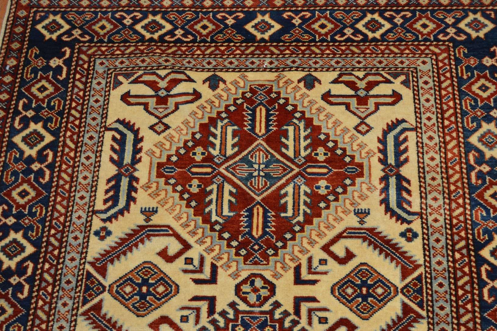3' 8" x 5' 8" Pakistan Shirvan Rug - Image 4