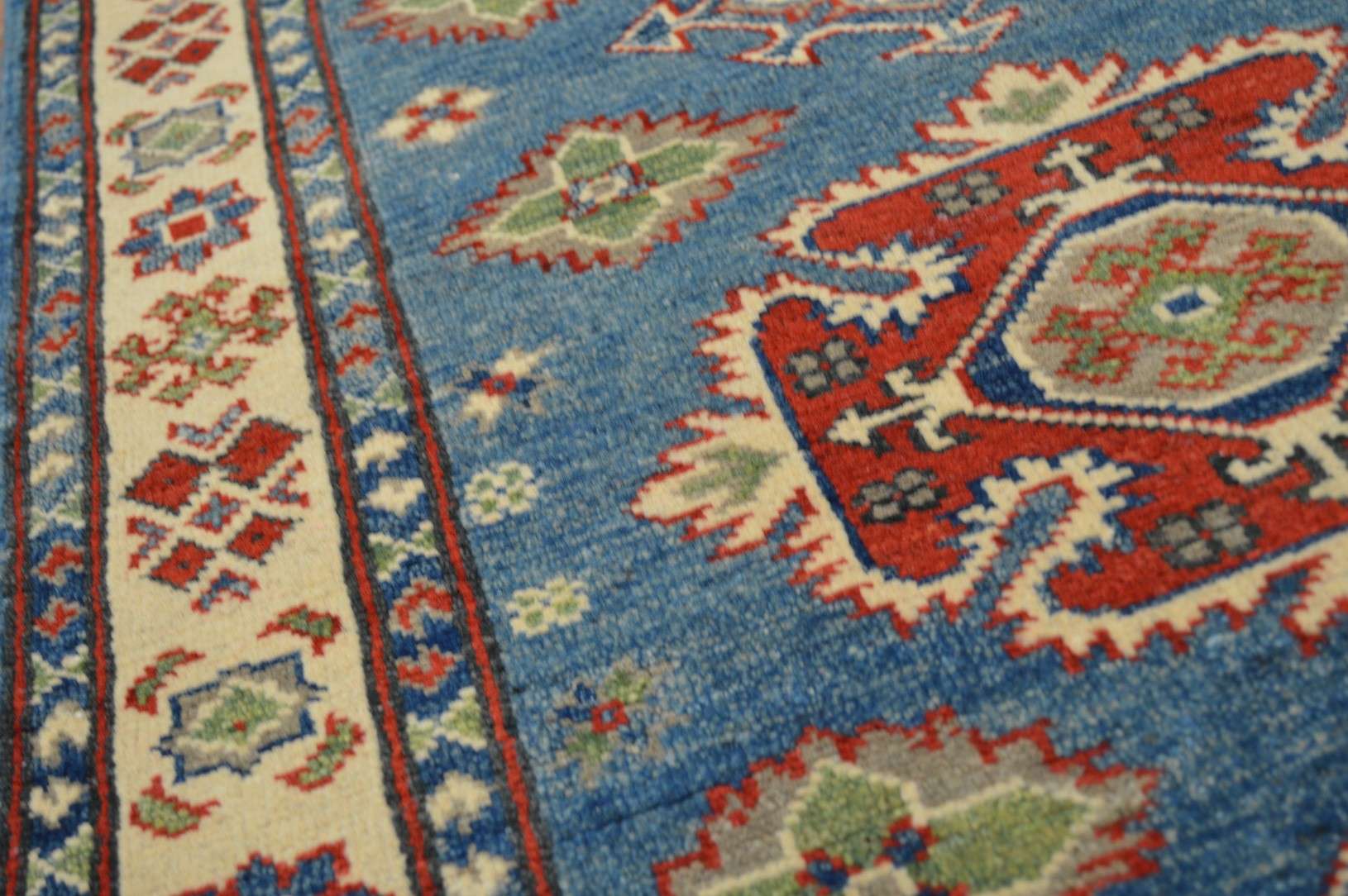 2' 8" x 9' 7" Pakistan Kazak Runner - Image 8