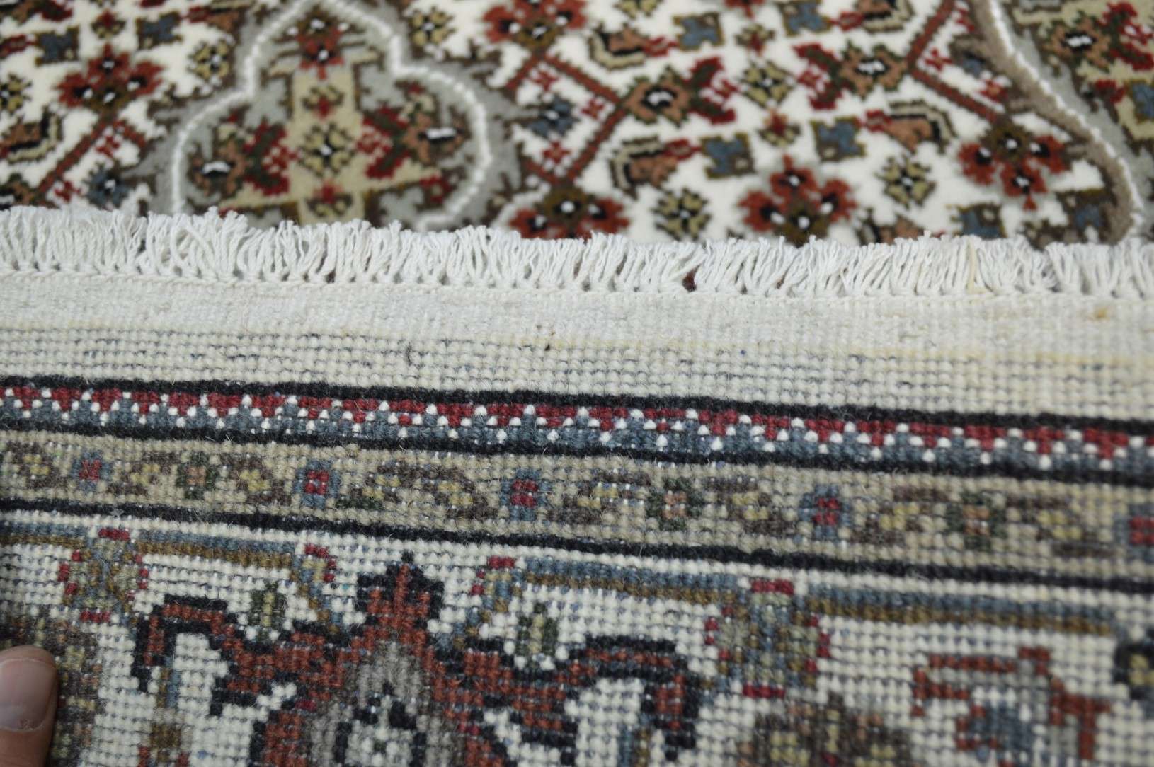 3' 1" x 5' 2" India Bijar Rug - Image 13