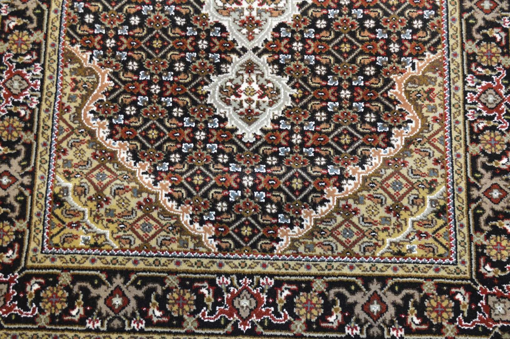 3' 1" x 5' 1" India Bijar Rug - Image 10
