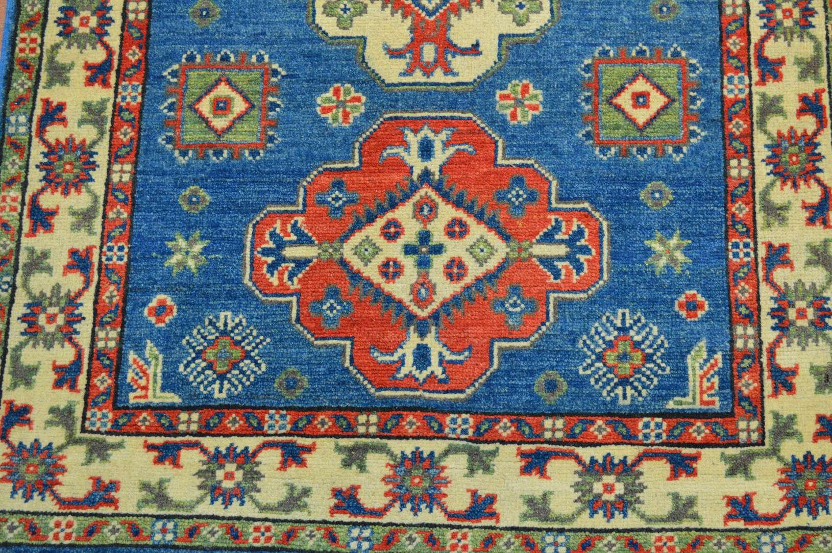 2' 8" x 12' 3" Pakistan Kazak Runner - Image 8