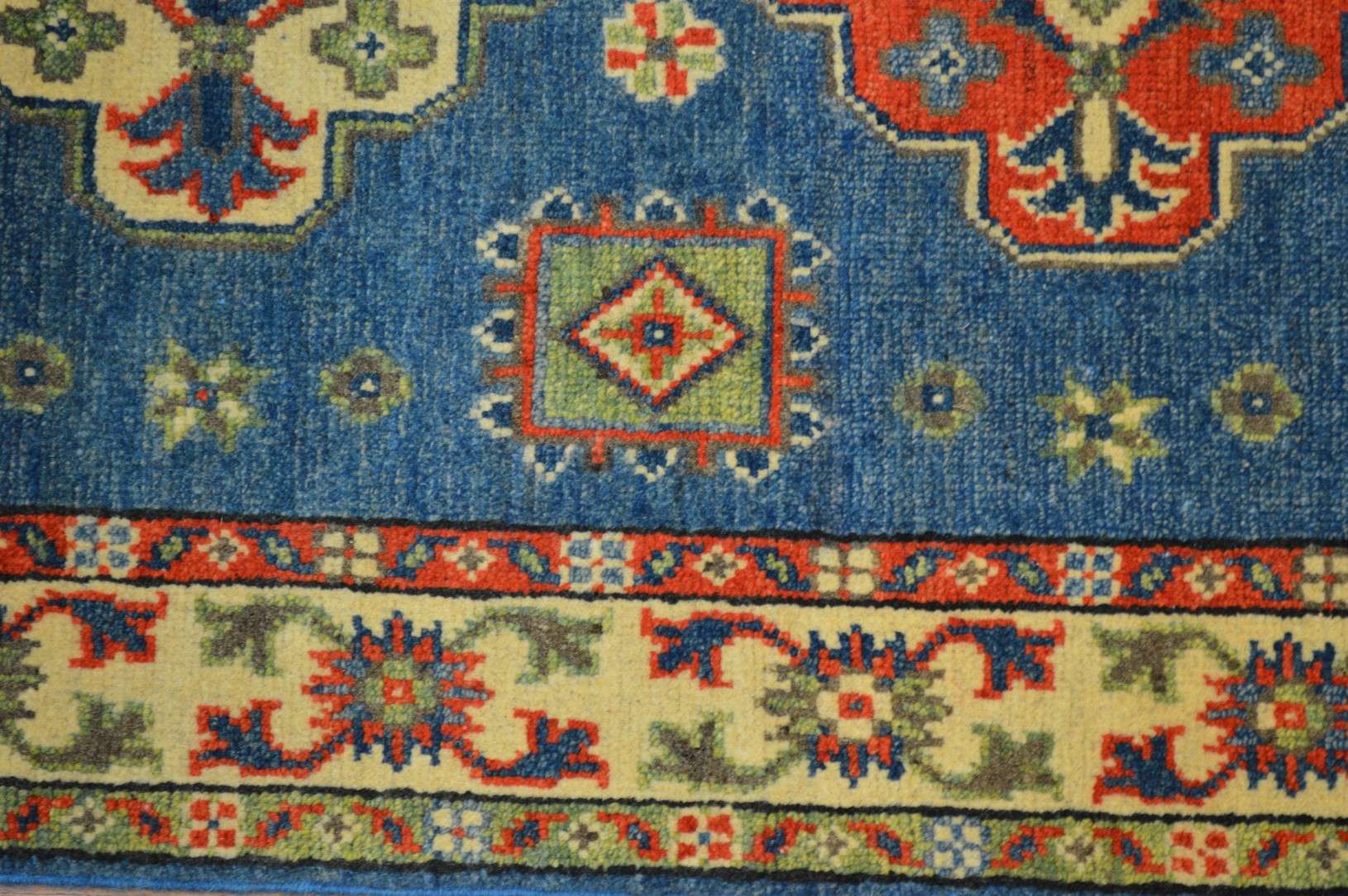 2' 8" x 12' 3" Pakistan Kazak Runner - Image 9