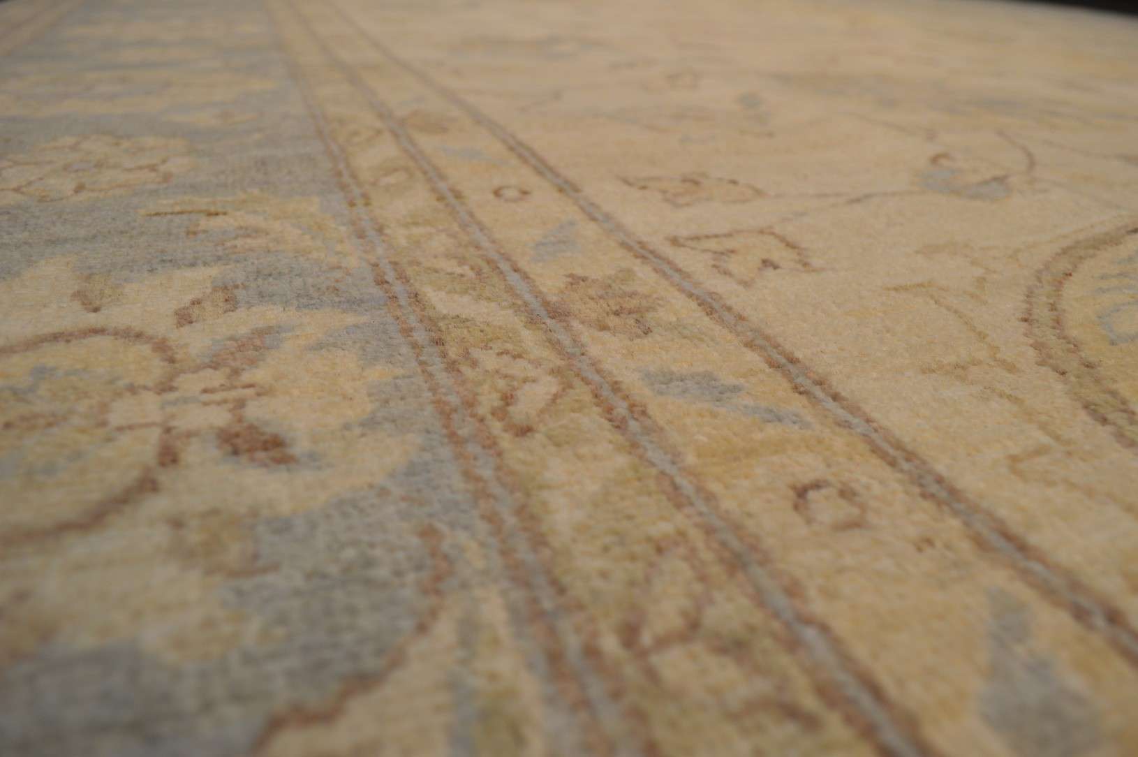 8' 9" x 11' 10" Pakistan Peshawar Rug - Image 8