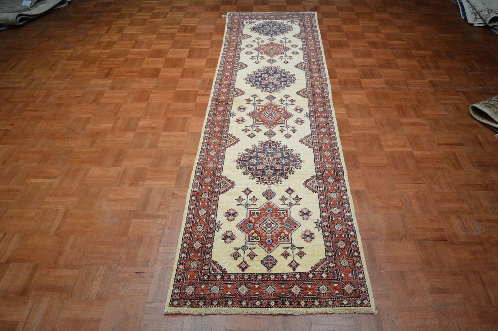 2' 6" x 9' 5" Pakistan Kazak Runner - Image 2